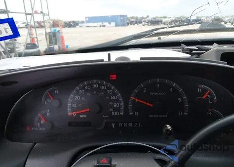 2001 Ford F-150 Xl/Xlt z USA, uszkodzony, nr VIN 2FTZX17221CA51994